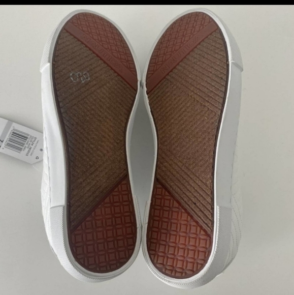 Nautica White Leather Low Top Sneaker - Picture 7 of 12